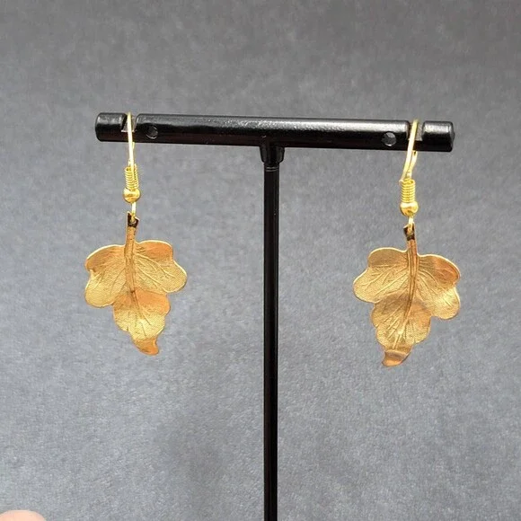 Pierced Earrings Brushed Gold Plated Dangle Detailed Leaves 1 1/8" - Picture 7 of 12
